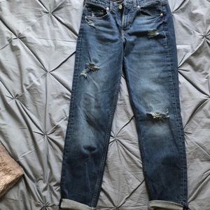 Girlfriend fit denim